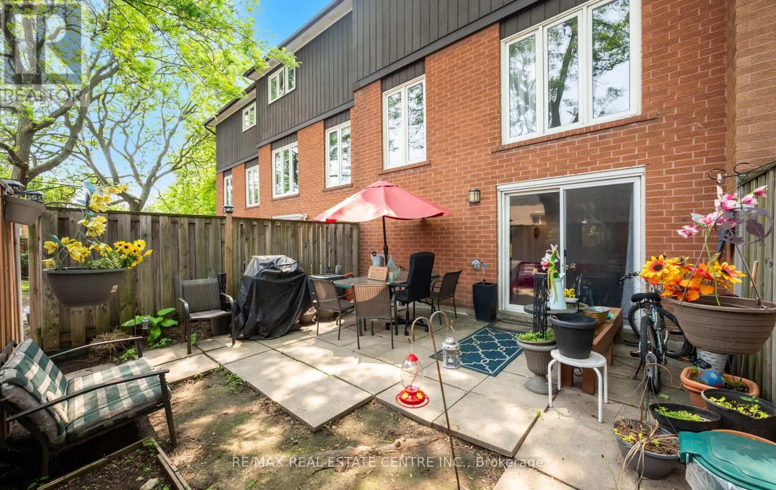 35 - 750 BURNHAMTHORPE ROAD E