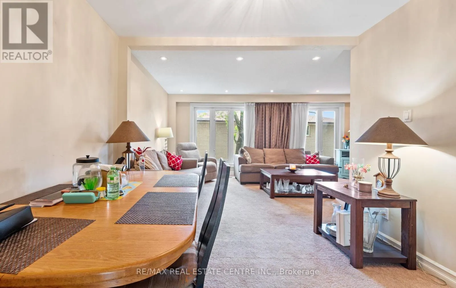 35 - 750 BURNHAMTHORPE ROAD E