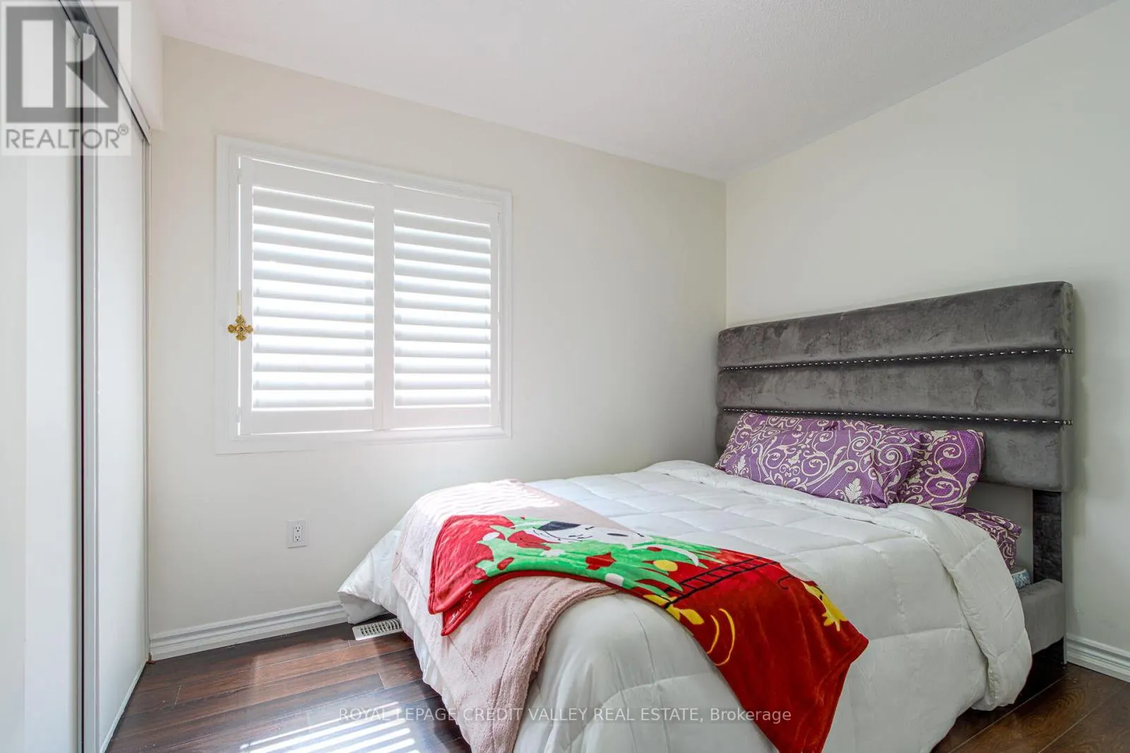 1229 ROSE WAY