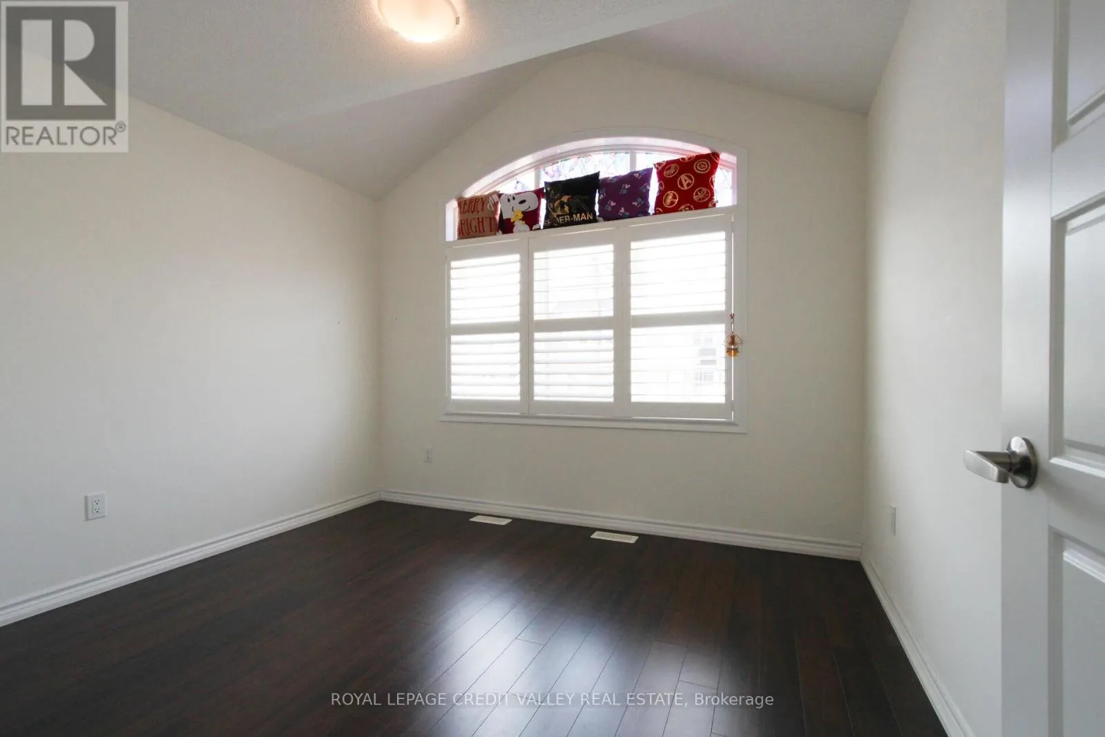 1229 ROSE WAY