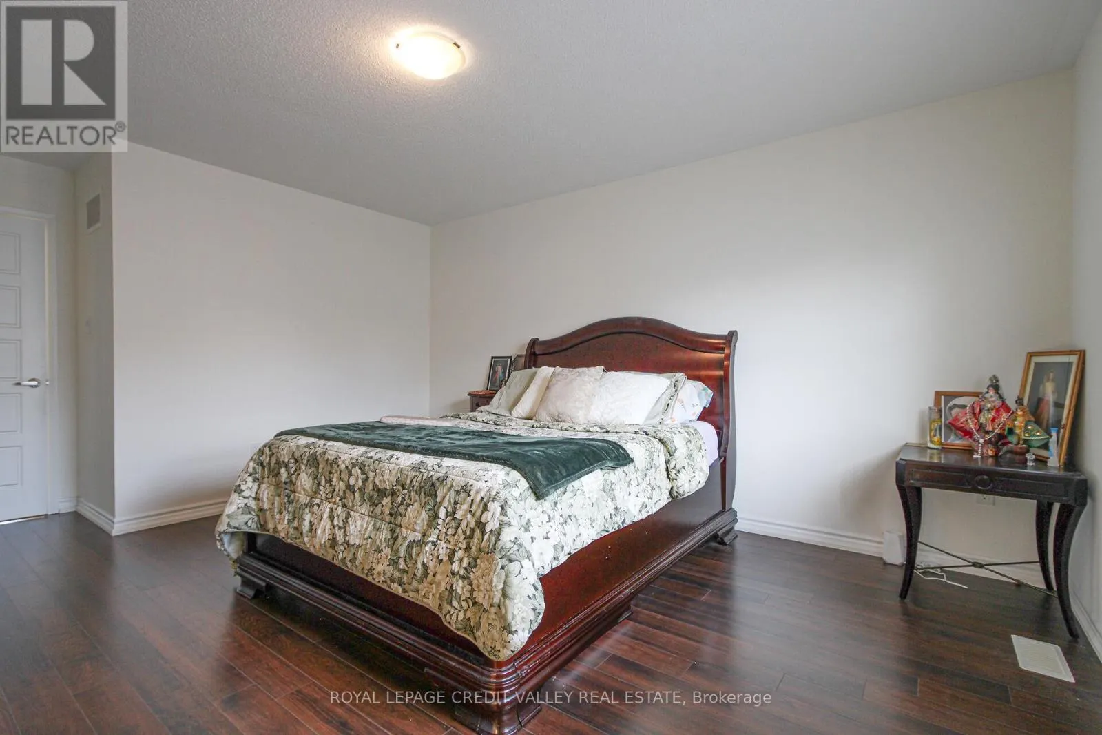 1229 ROSE WAY