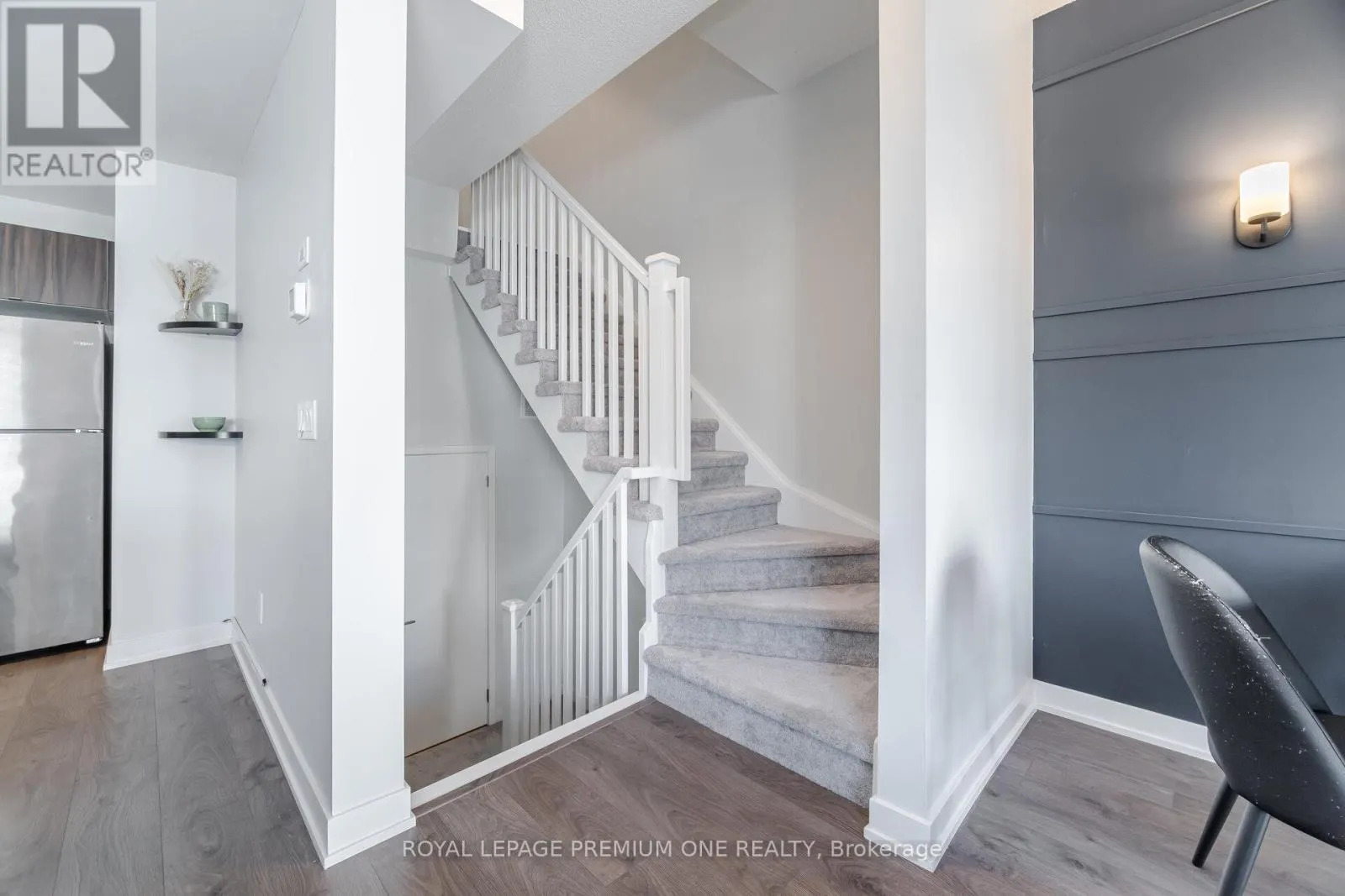 31 - 1121 COOKE BOULEVARD