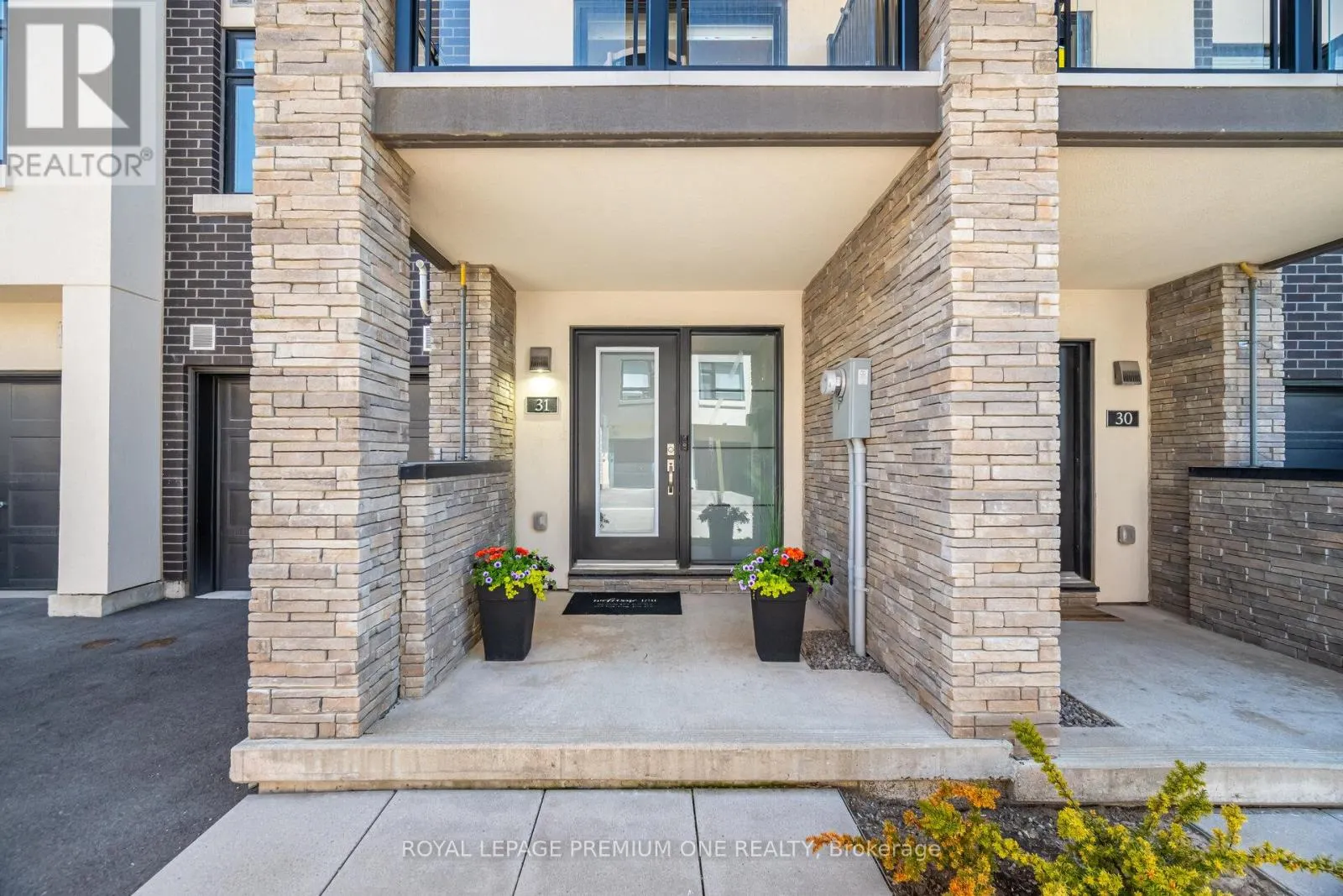 31 - 1121 COOKE BOULEVARD