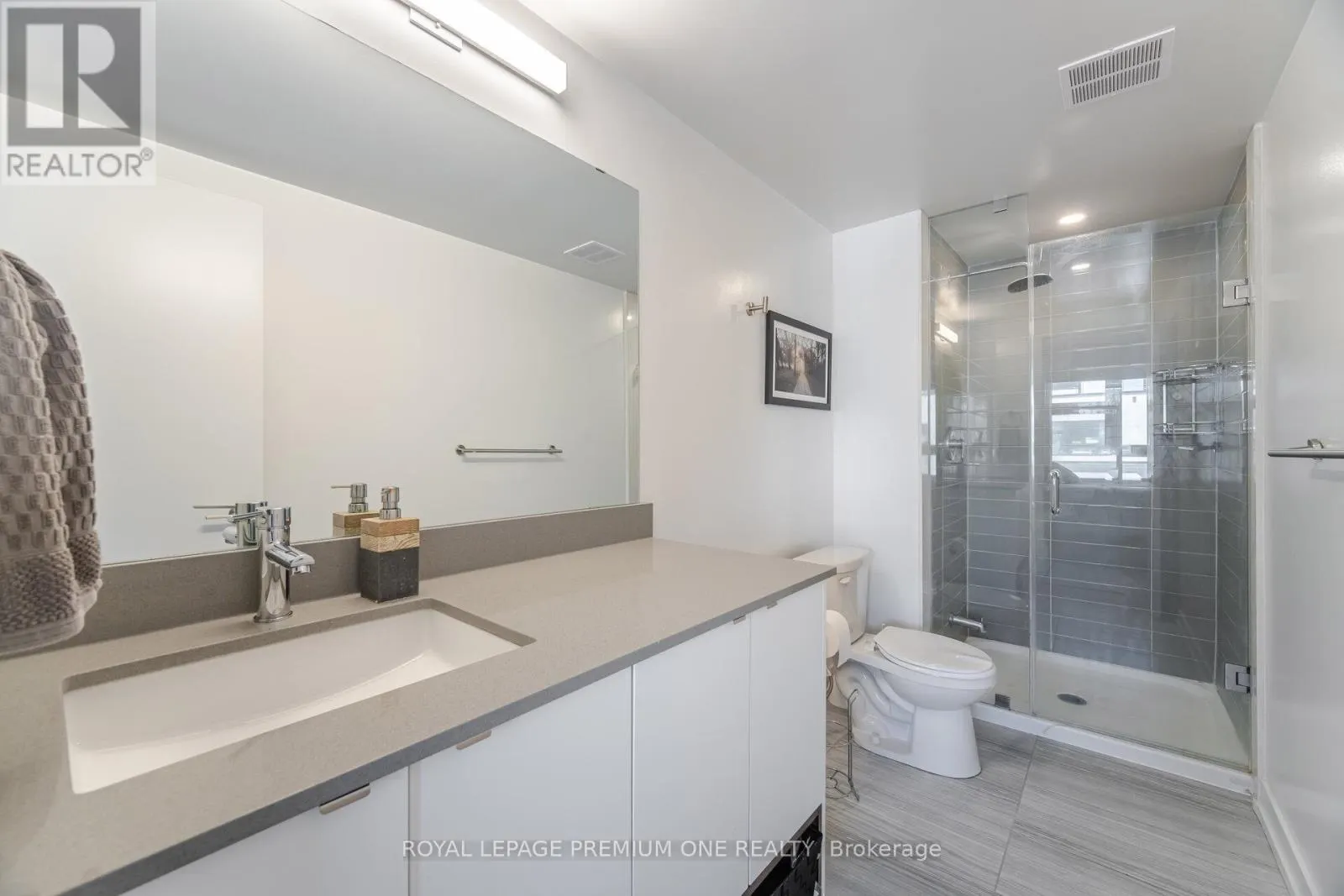 31 - 1121 COOKE BOULEVARD