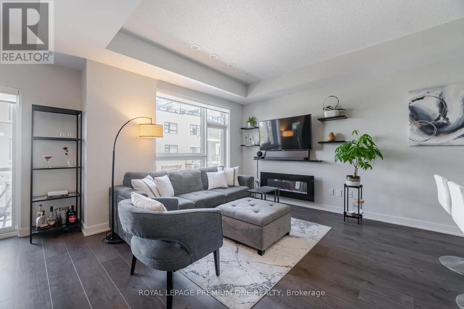 31 - 1121 COOKE BOULEVARD