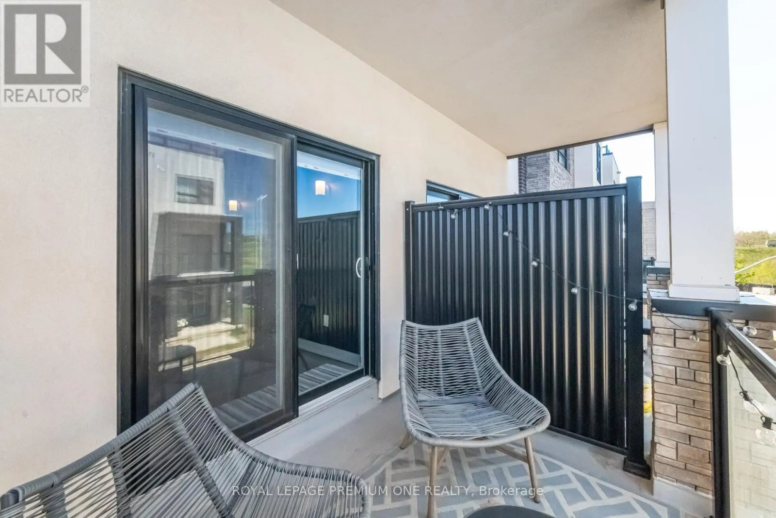 31 - 1121 COOKE BOULEVARD