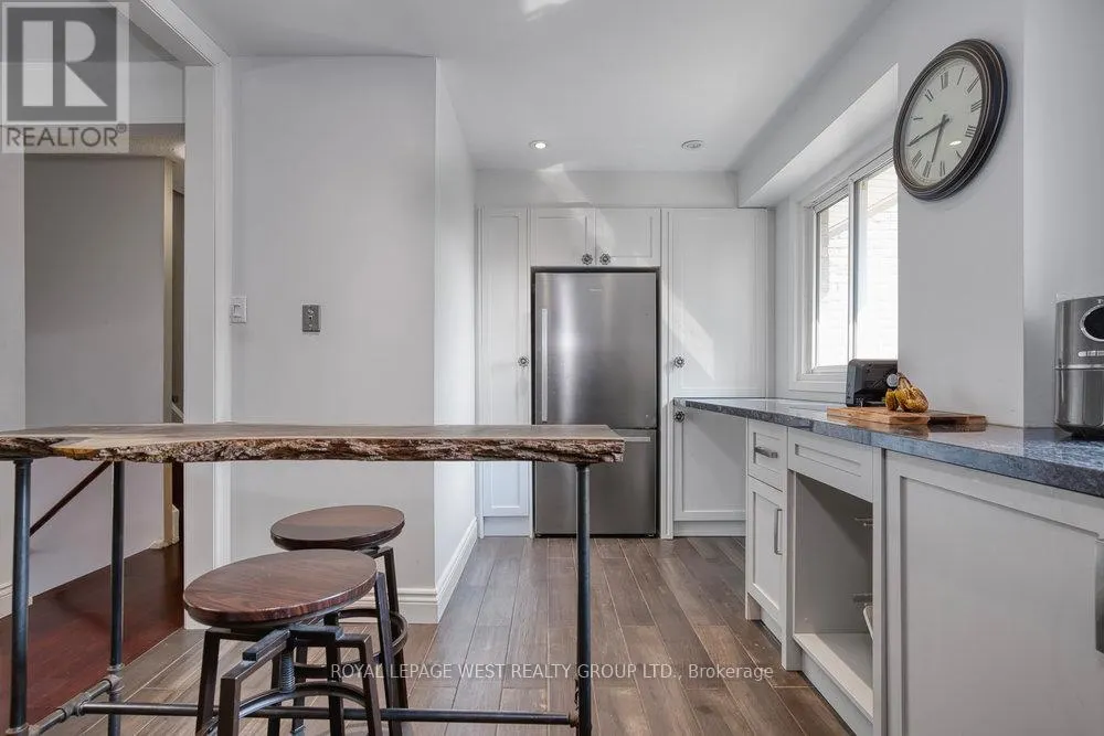 3 - 92 TWENTY NINTH STREET