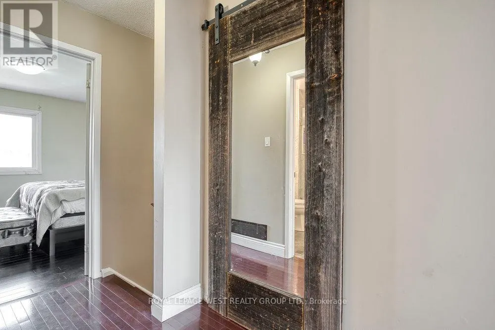 3 - 92 TWENTY NINTH STREET