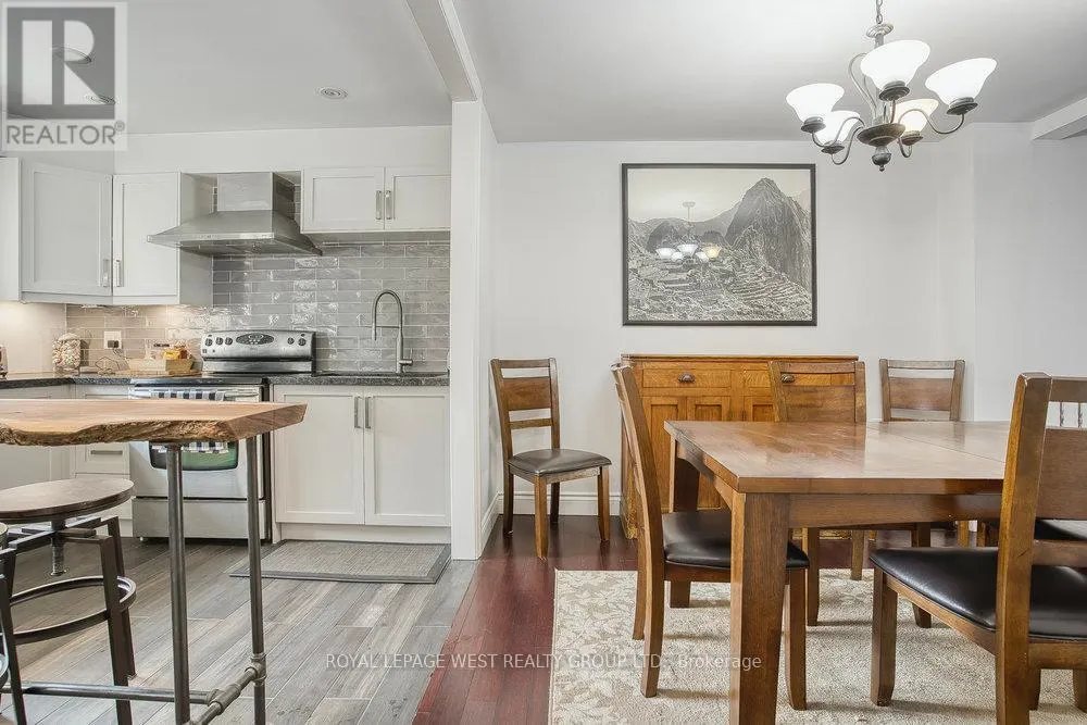 3 - 92 TWENTY NINTH STREET