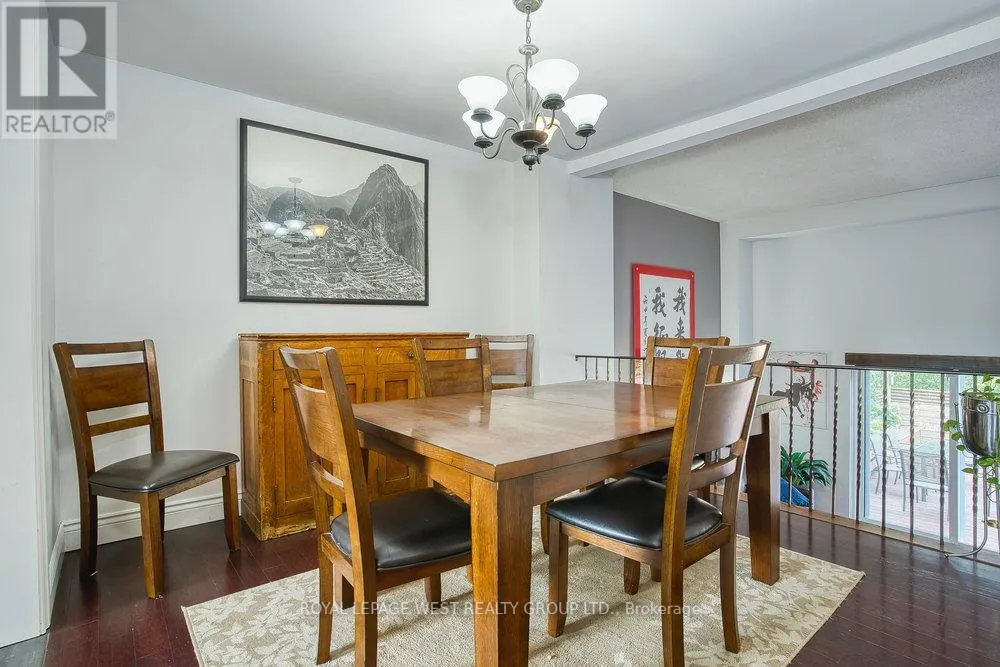 3 - 92 TWENTY NINTH STREET