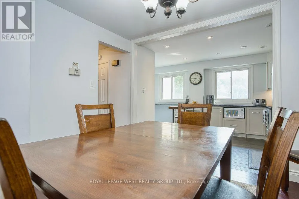 3 - 92 TWENTY NINTH STREET