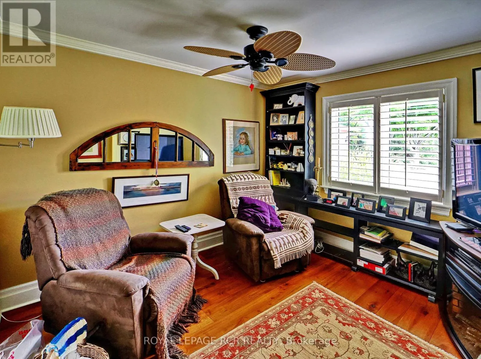 2 - 28 REDDINGTON DRIVE