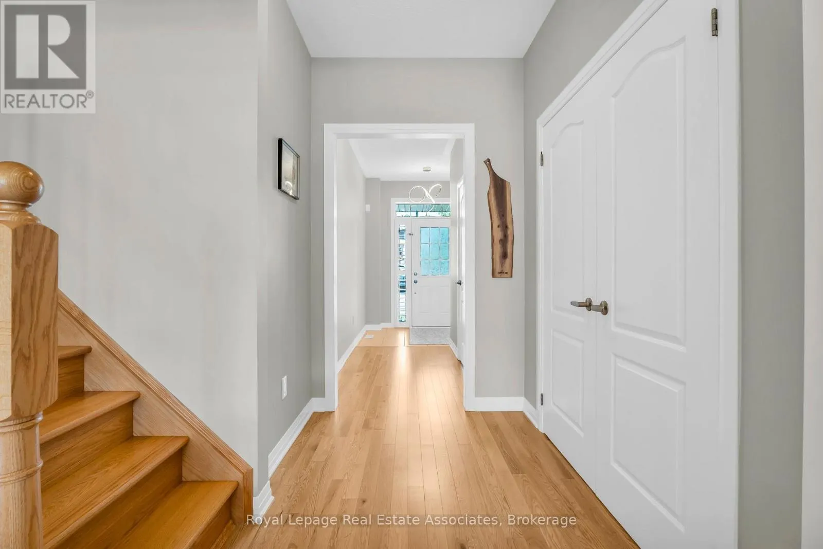 3 - 172 PARKINSON CRESCENT