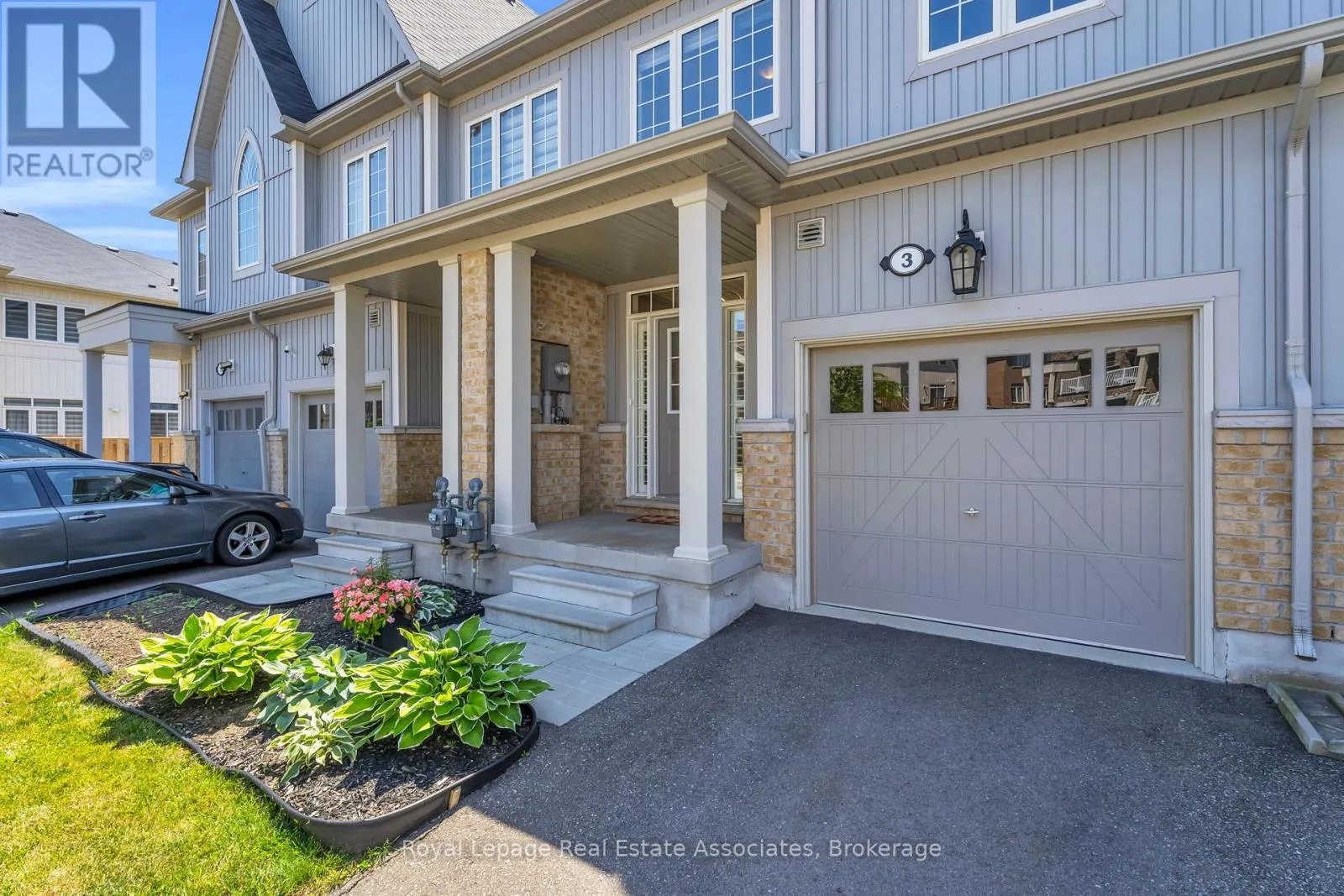 3 - 172 PARKINSON CRESCENT