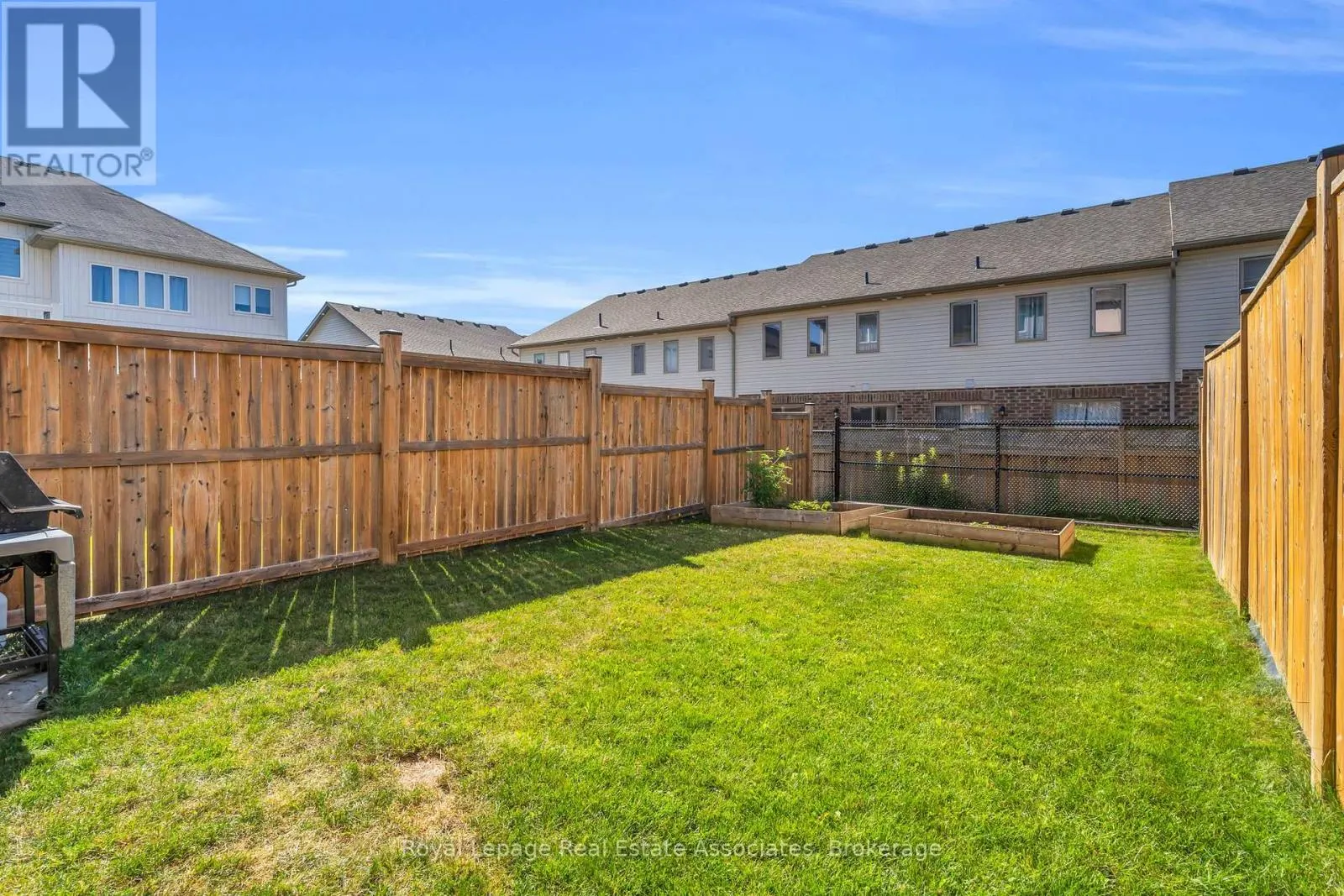 3 - 172 PARKINSON CRESCENT