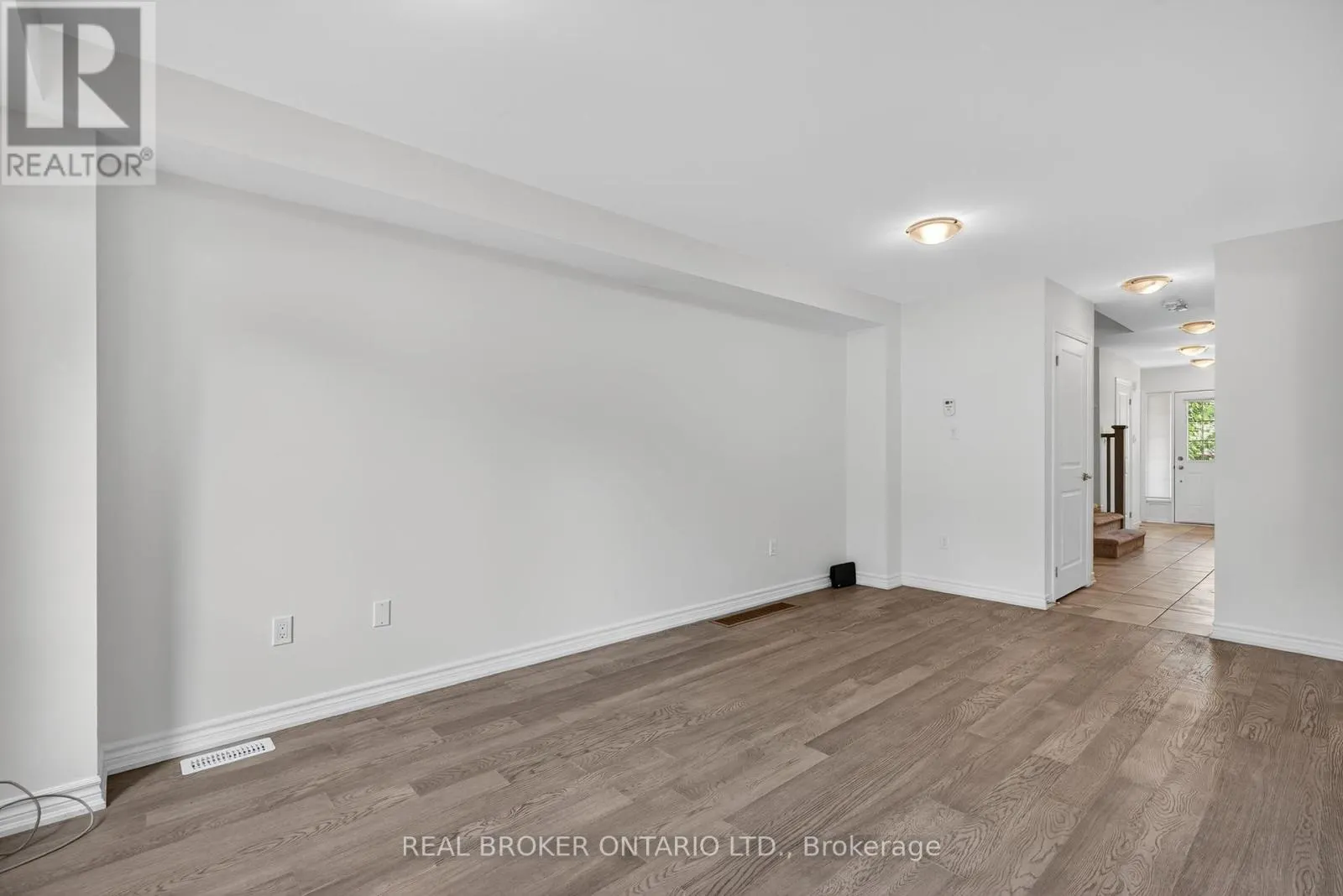 3 - 31 TOWNLINE