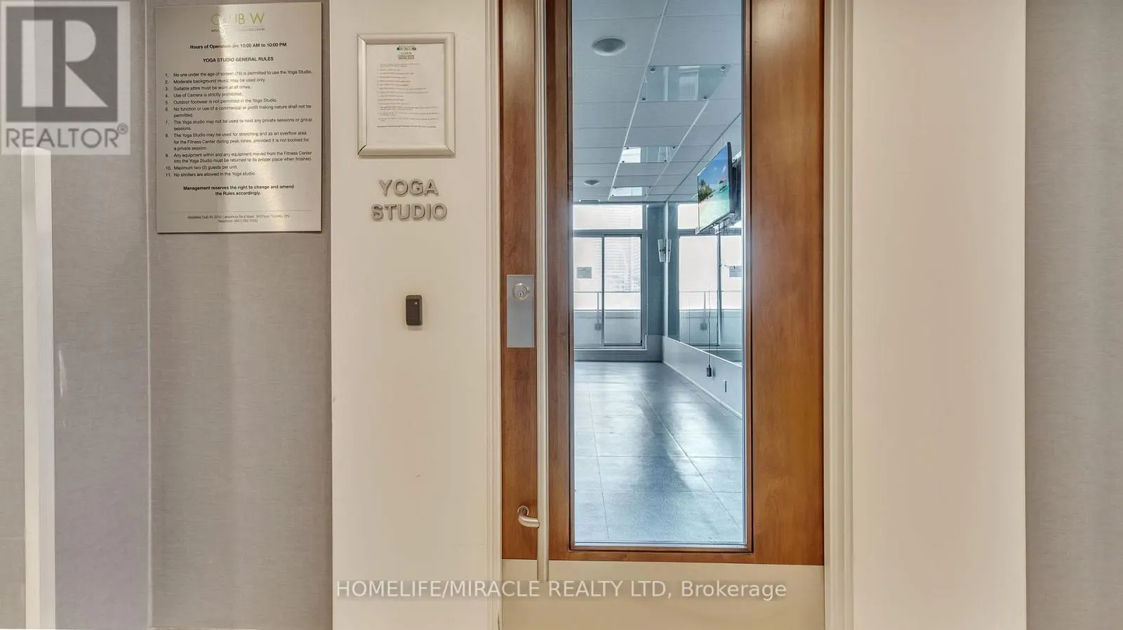 616 - 2220 LAKE SHORE BOULEVARD W