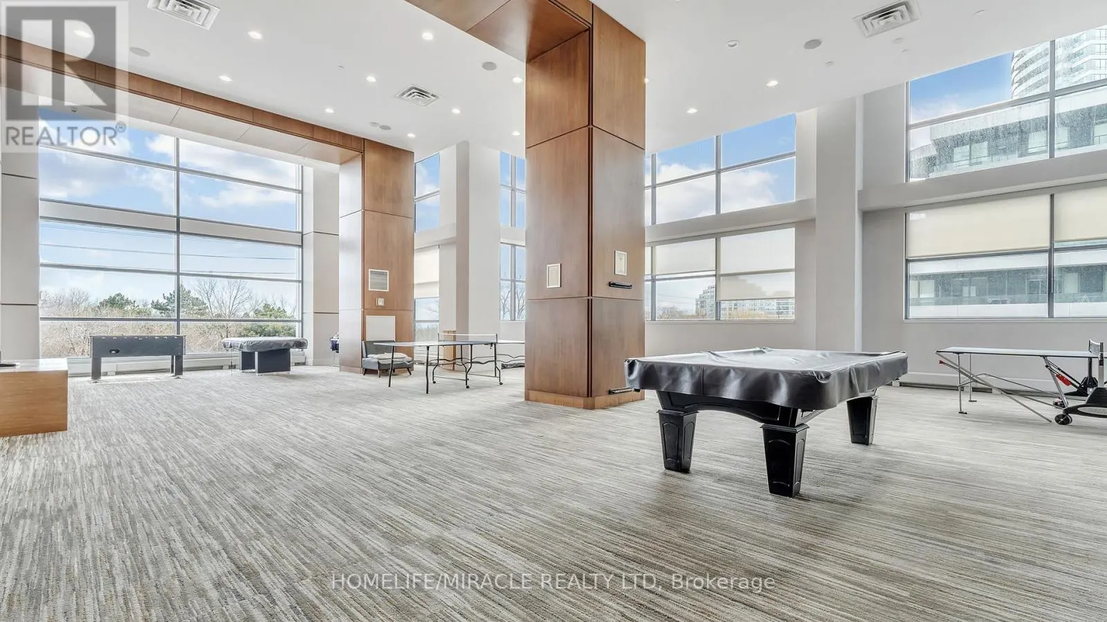 616 - 2220 LAKE SHORE BOULEVARD W