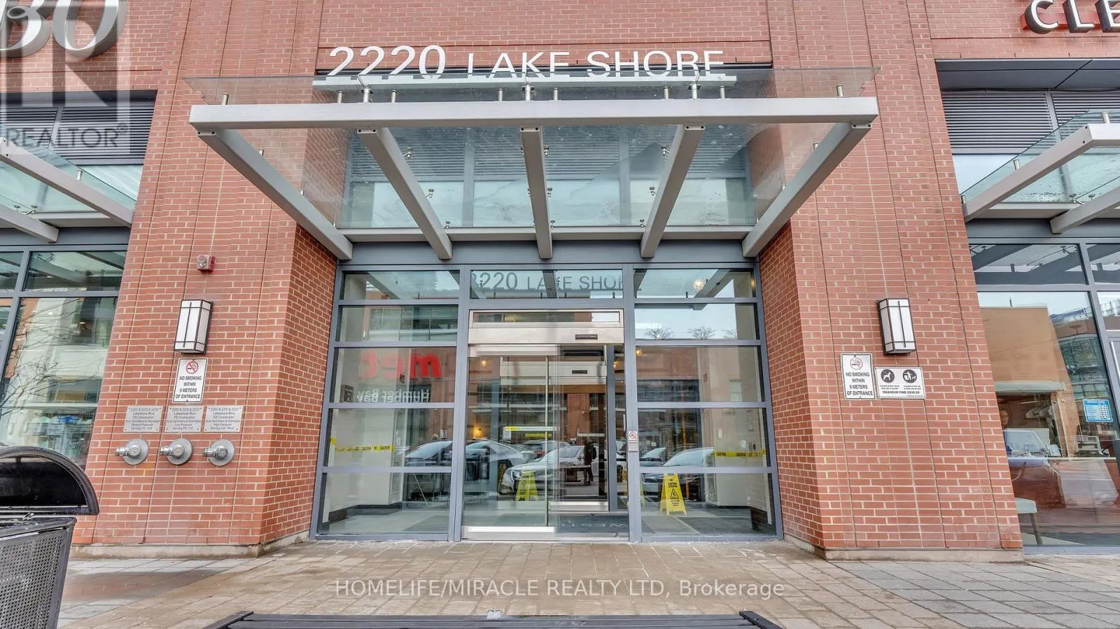 616 - 2220 LAKE SHORE BOULEVARD W