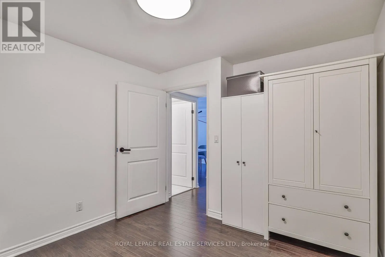 216 - 2267 LAKESHORE BOULEVARD W