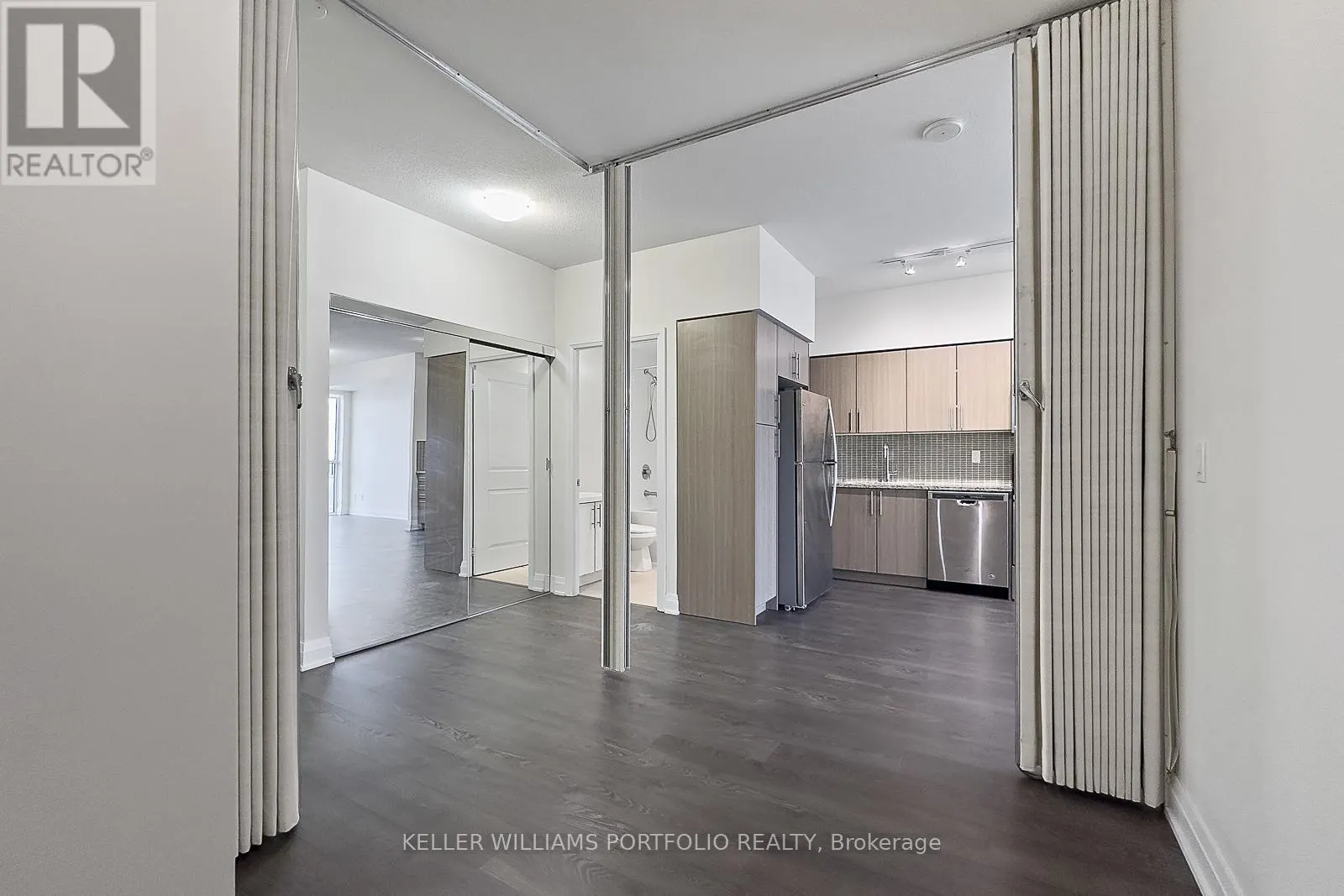 1201 - 55 SPEERS ROAD