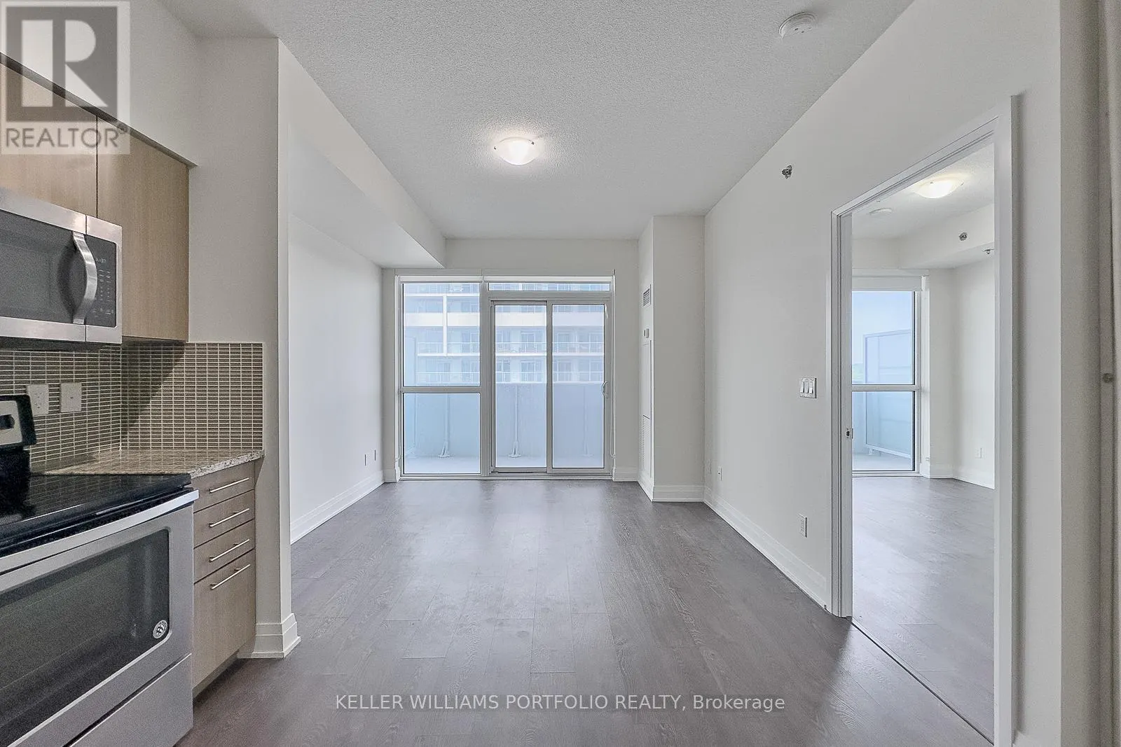 1201 - 55 SPEERS ROAD