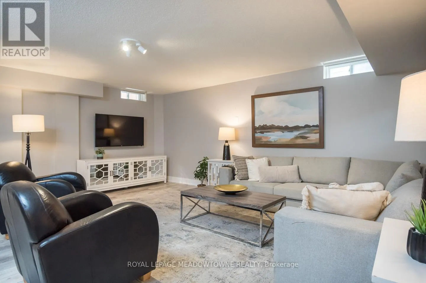 315 BESSBOROUGH DRIVE