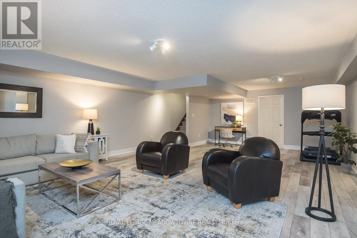 315 BESSBOROUGH DRIVE