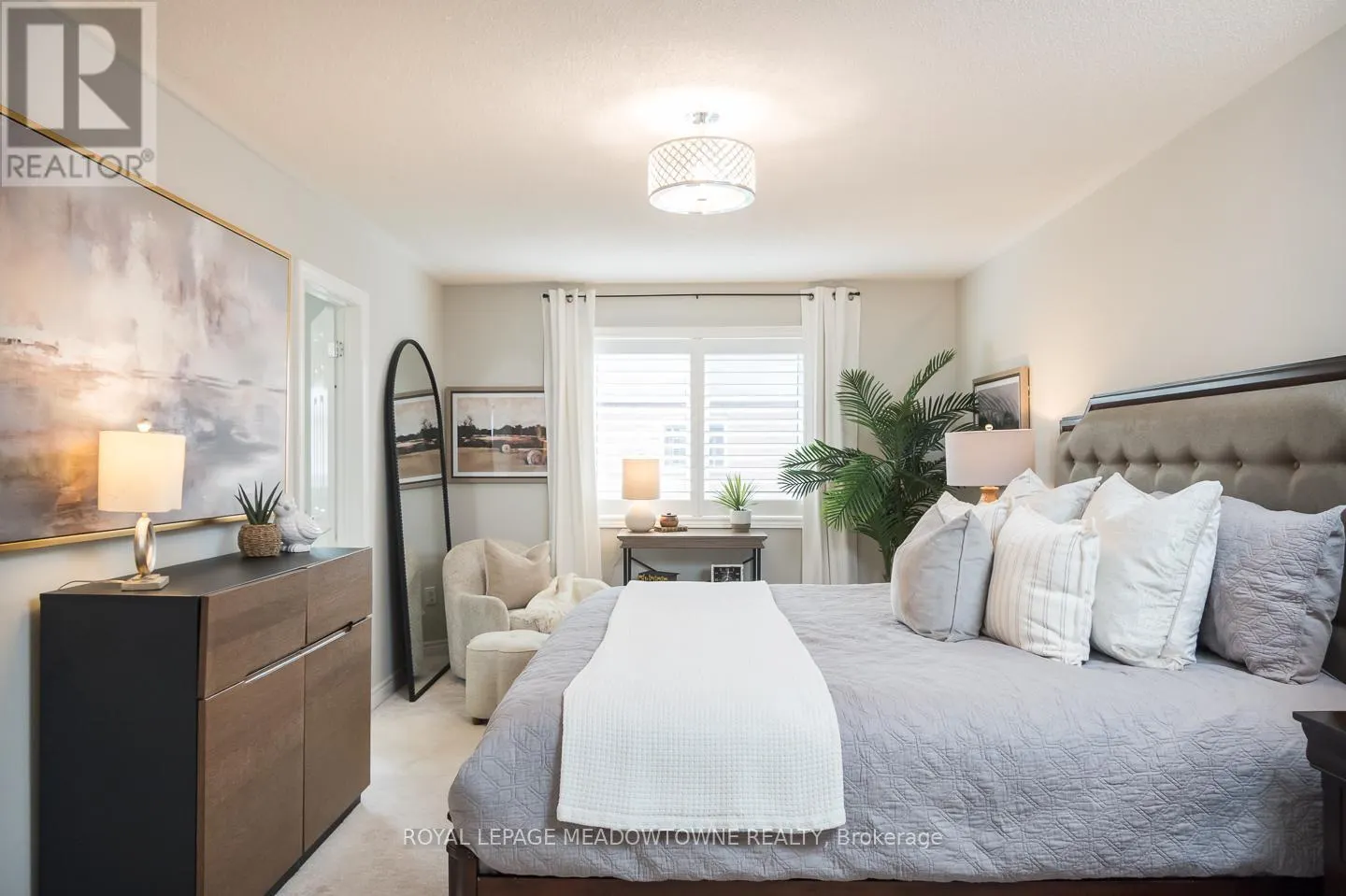 315 BESSBOROUGH DRIVE