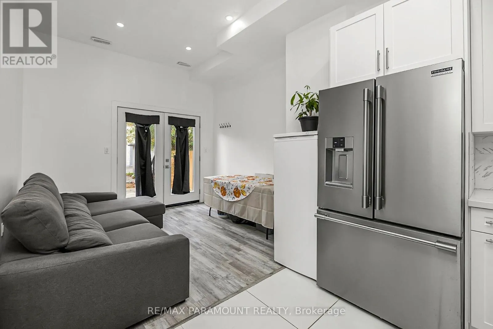 121 MULOCK AVENUE