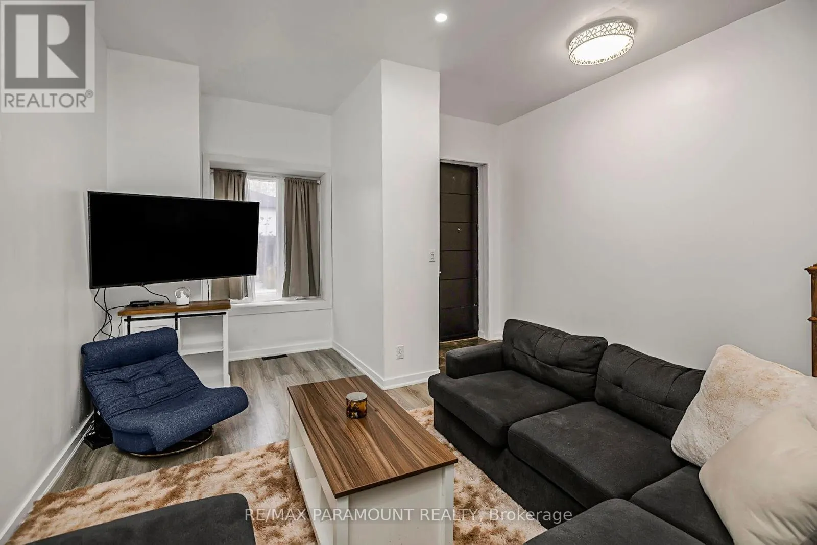 121 MULOCK AVENUE