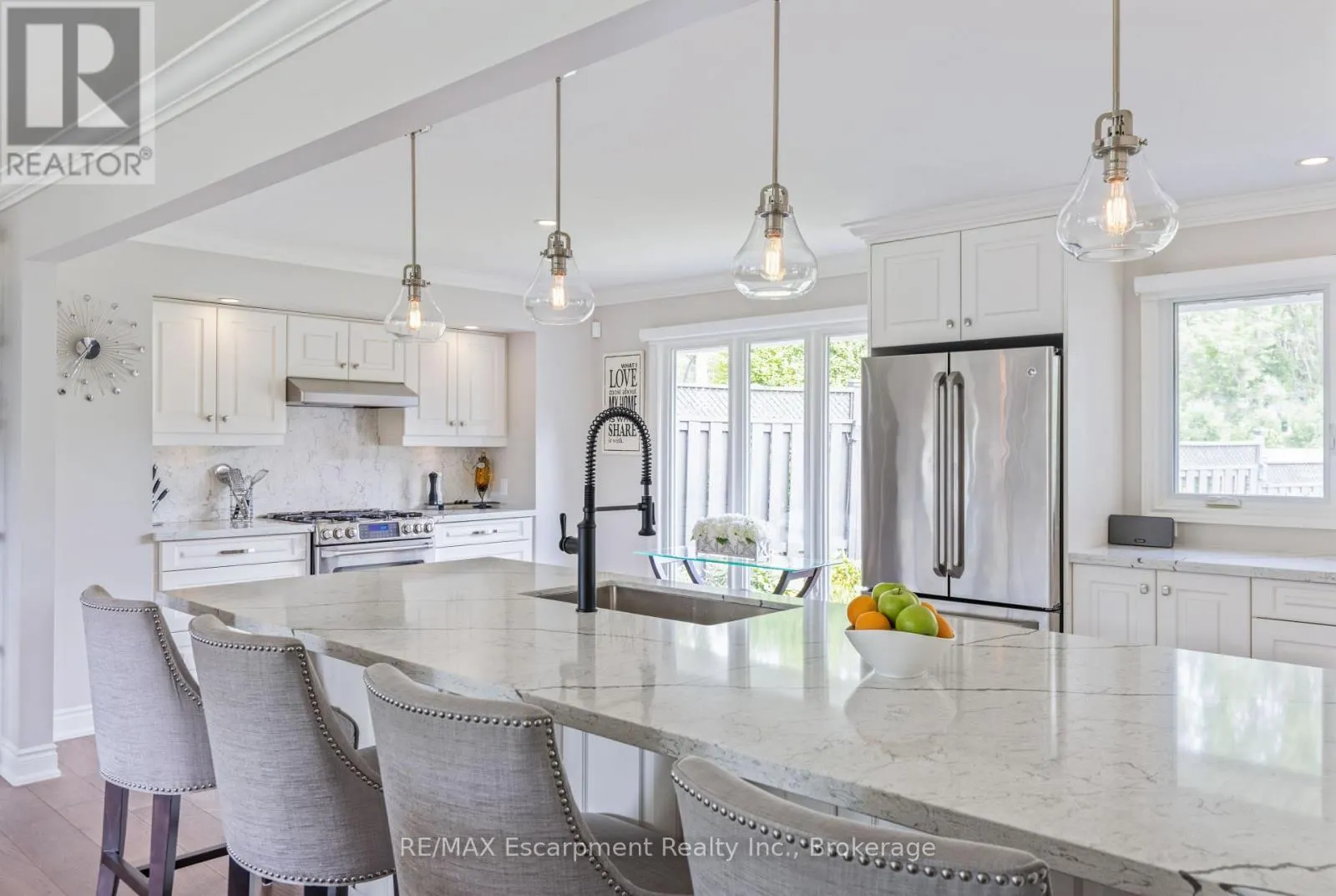 2119 AGINCOURT CRESCENT