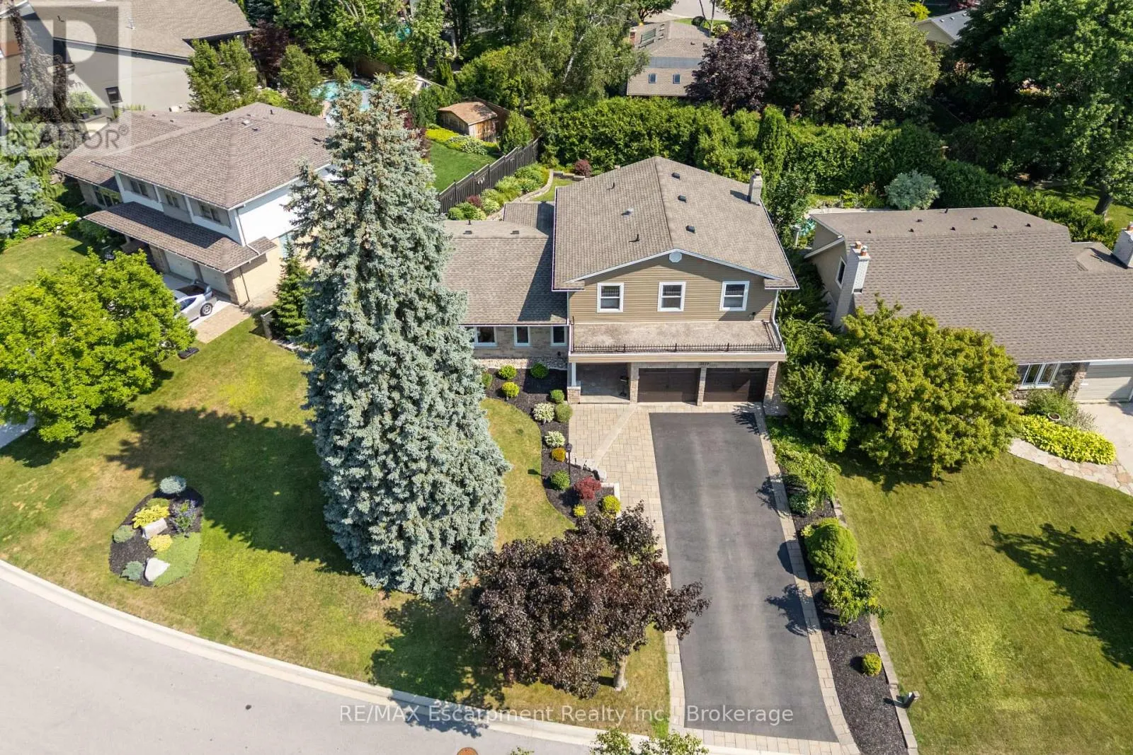 2119 AGINCOURT CRESCENT