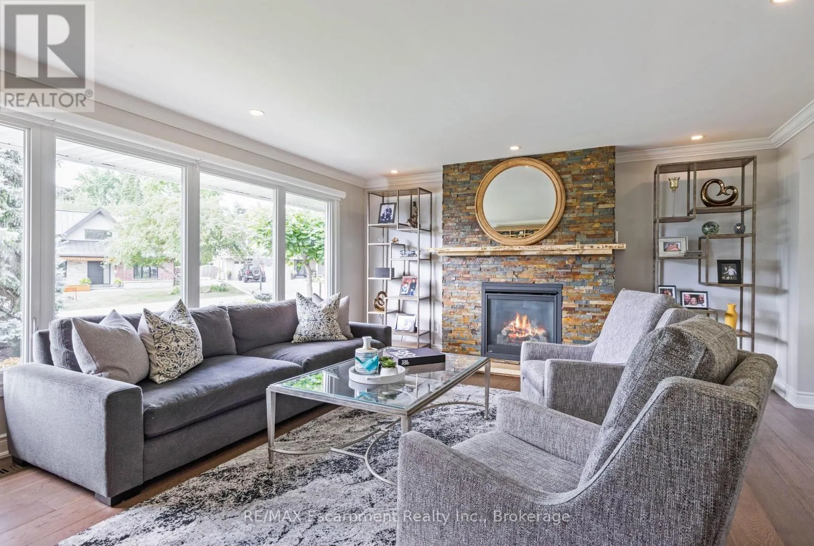2119 AGINCOURT CRESCENT