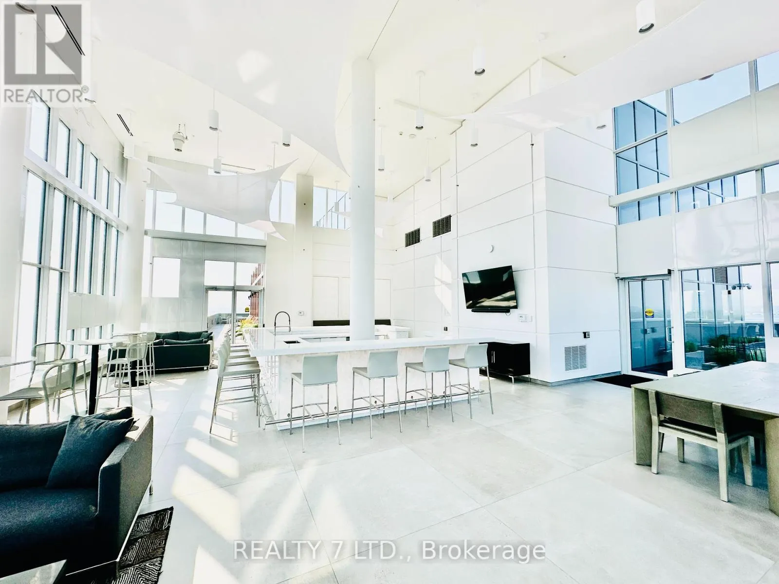 1701 - 500 BROCK AVENUE N, #1701