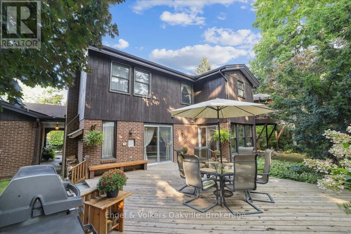 250 GATESTONE AVENUE