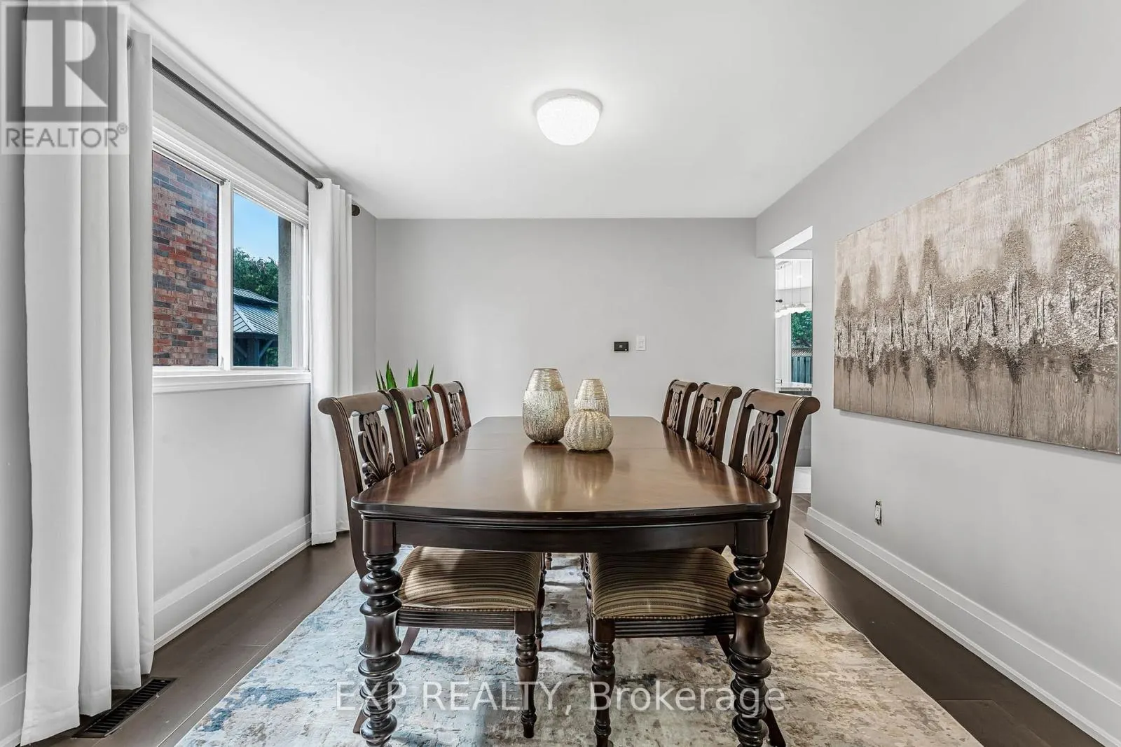 1221 CREEKSIDE DRIVE