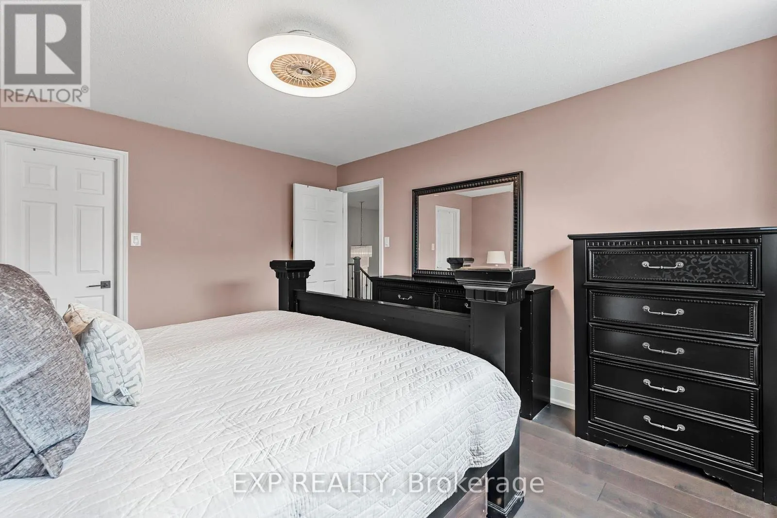 1221 CREEKSIDE DRIVE
