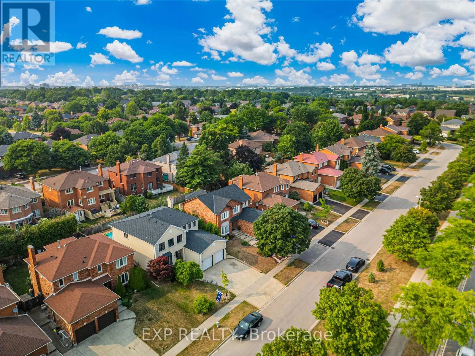 1221 CREEKSIDE DRIVE