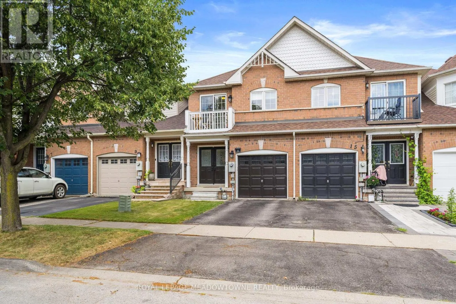 11 BRADLEY DRIVE