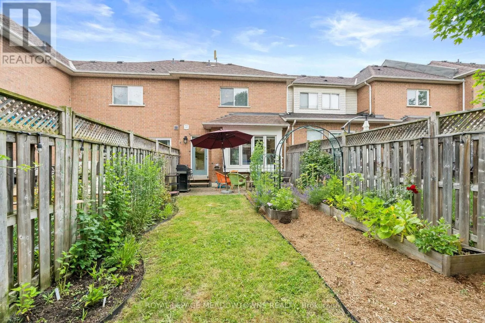 11 BRADLEY DRIVE