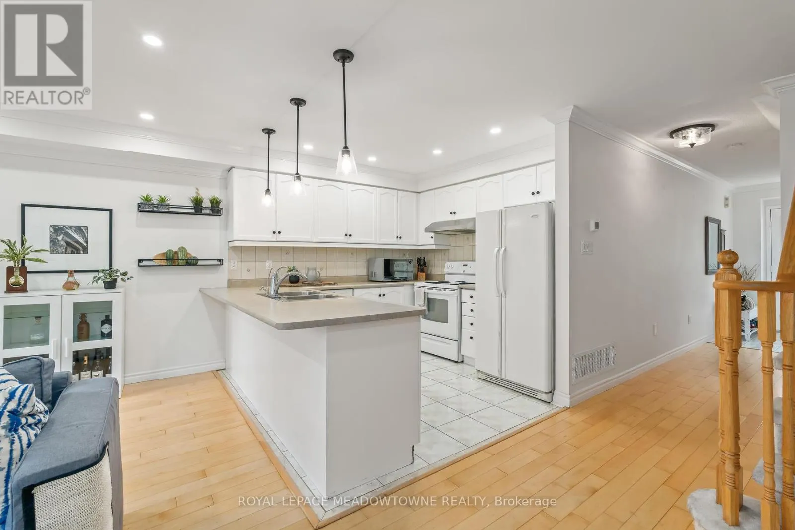 11 BRADLEY DRIVE