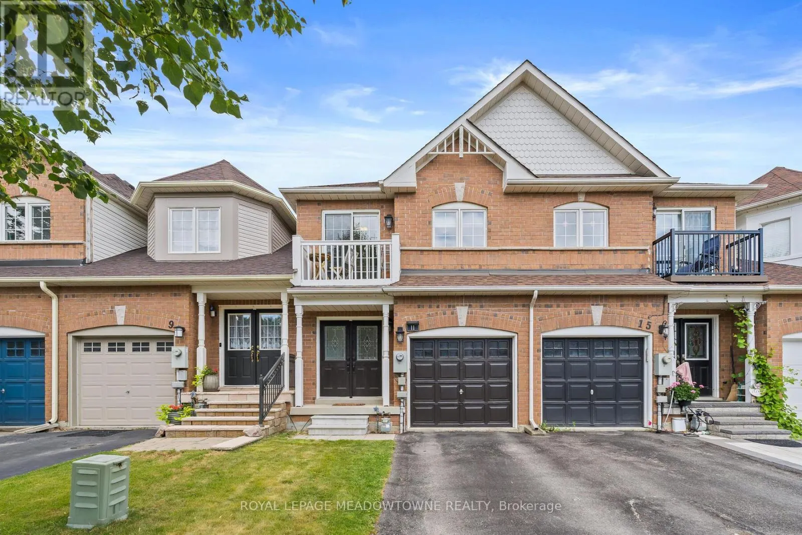 11 BRADLEY DRIVE