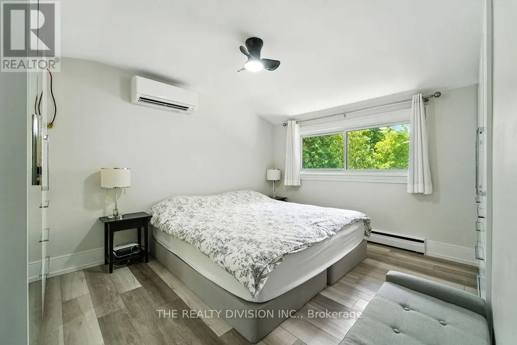 1238 DE QUINCY CRESCENT