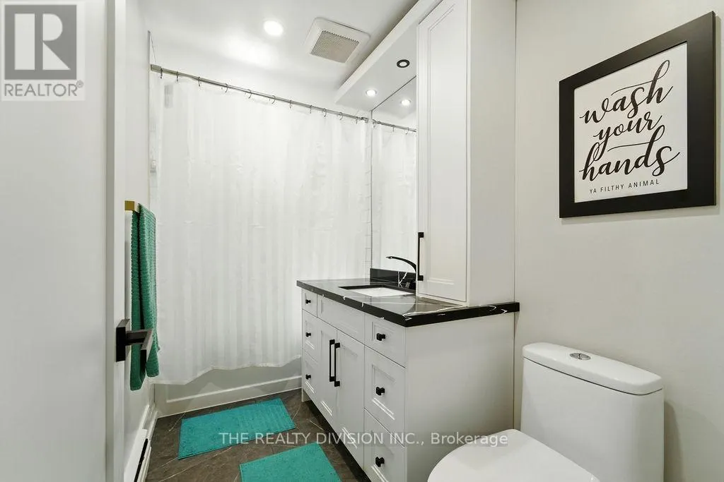 1238 DE QUINCY CRESCENT