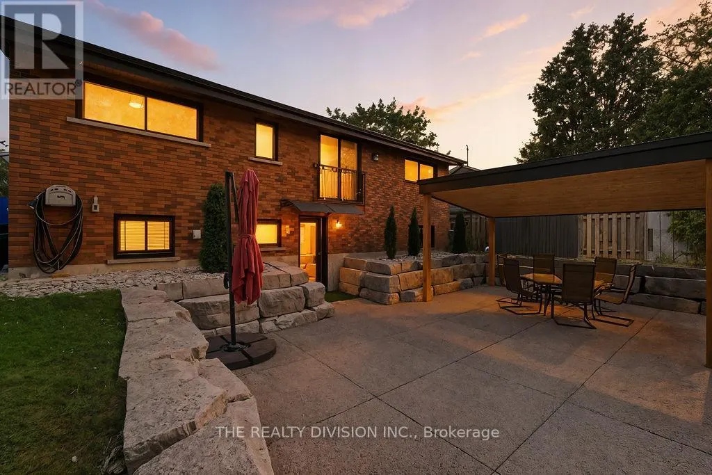 1238 DE QUINCY CRESCENT