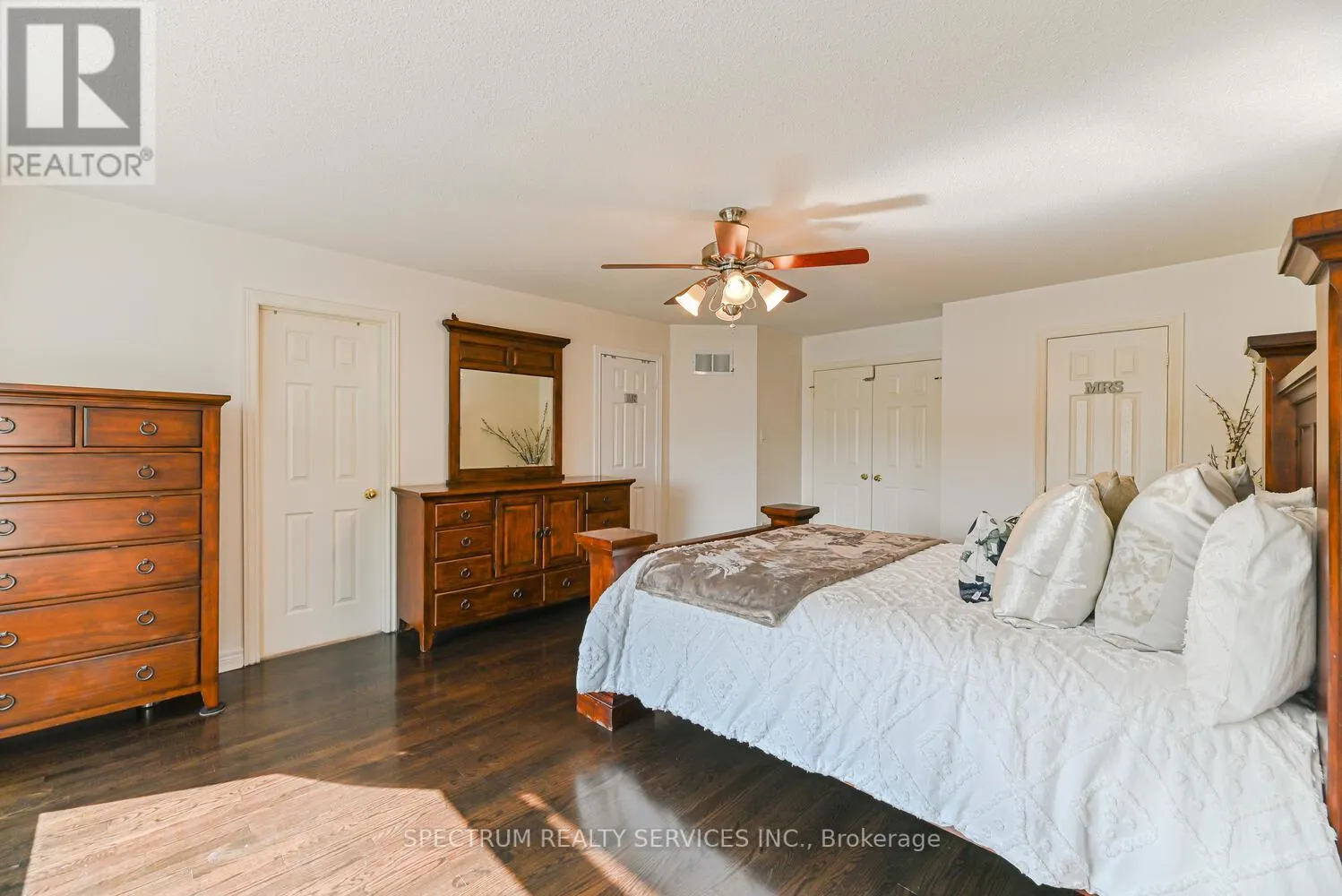 68 ROBARTS DRIVE