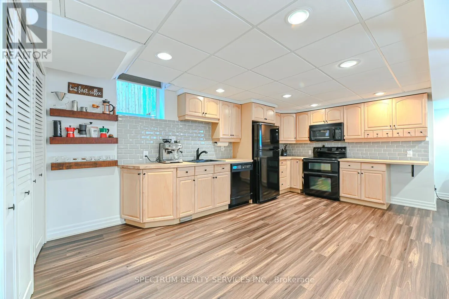 68 ROBARTS DRIVE