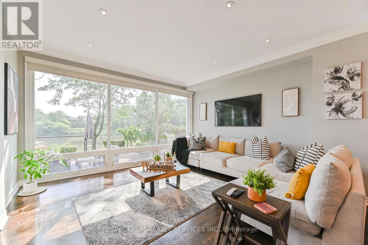 68 ROBARTS DRIVE