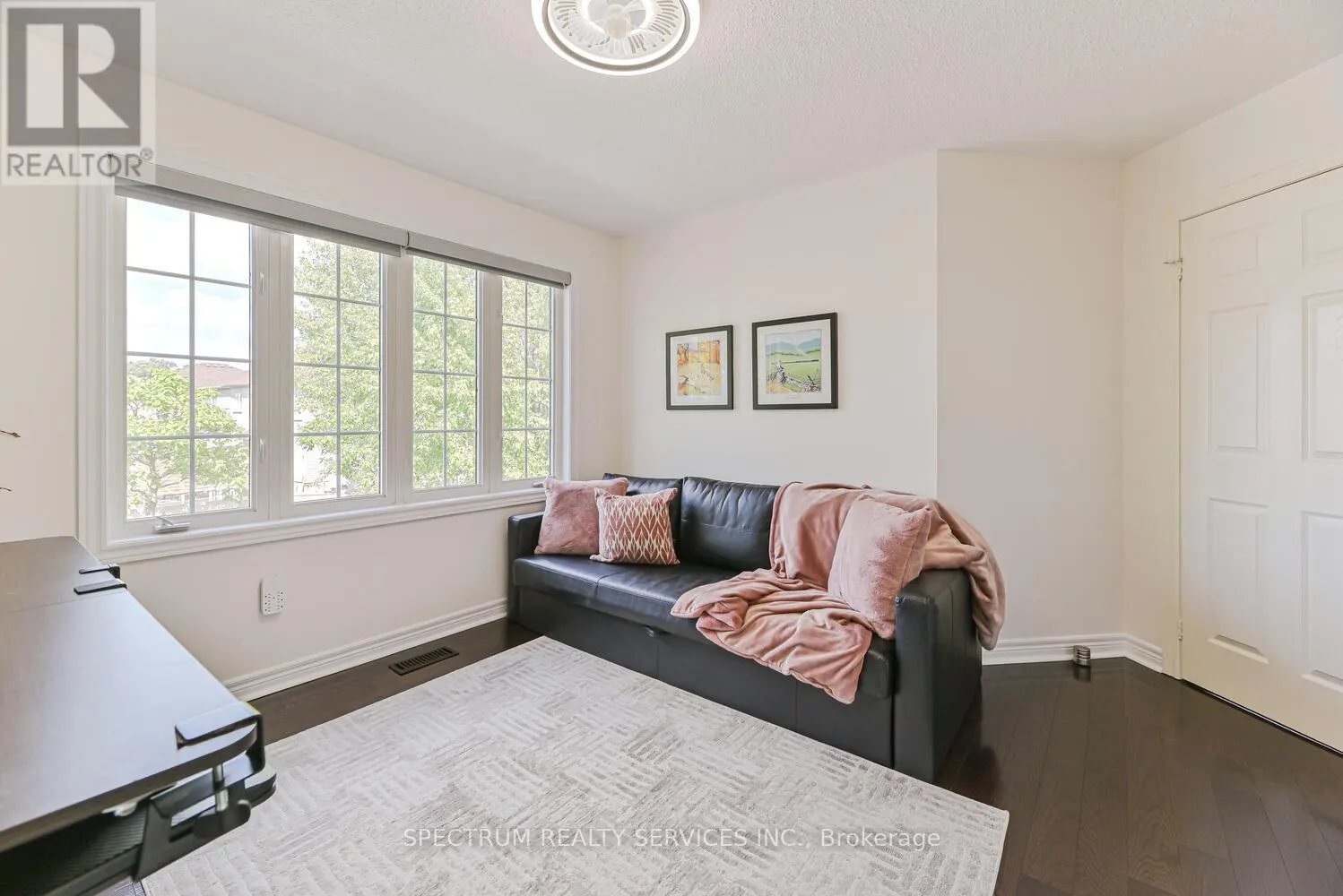 68 ROBARTS DRIVE
